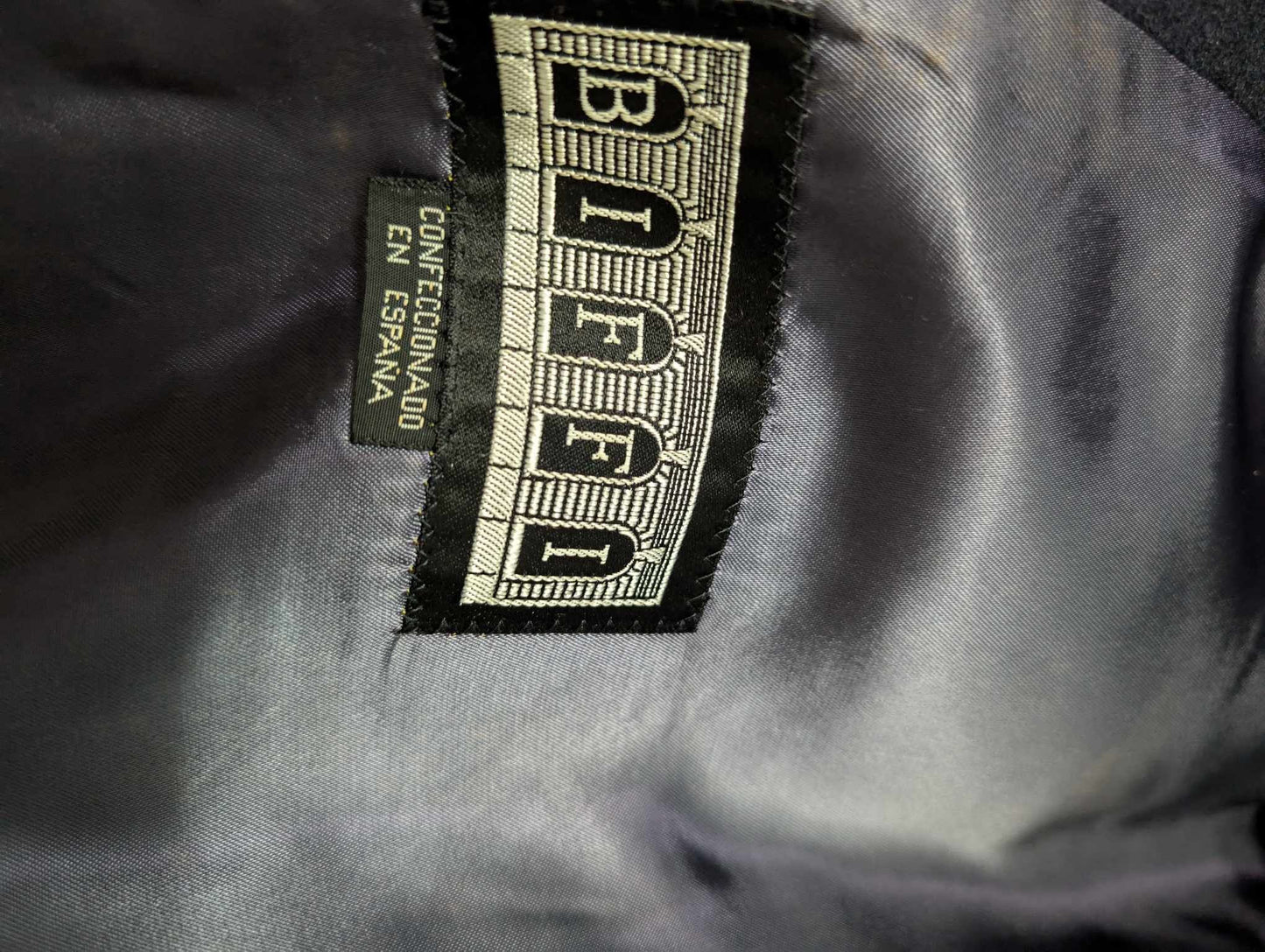 Extraordinaire manteau croisé bleu marine