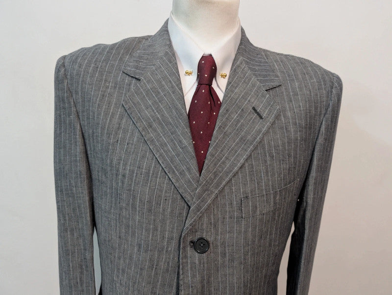 Génial costume pinstripe en lin