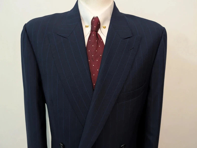 Incroyable costume croisé chalkstripe en laine froide