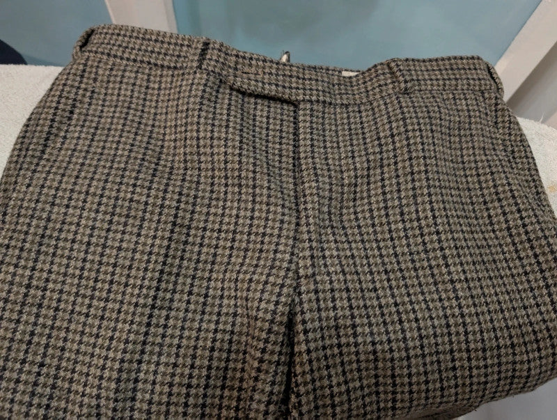 Légendaire costume pied de poule en tweed