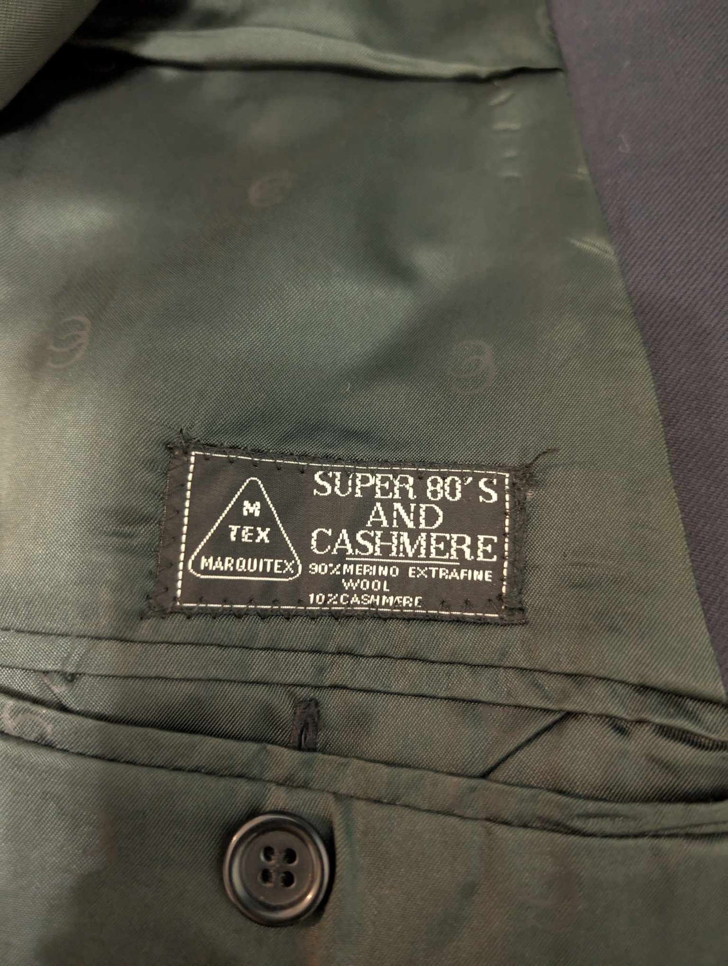 Fantastique veste croisée en laine