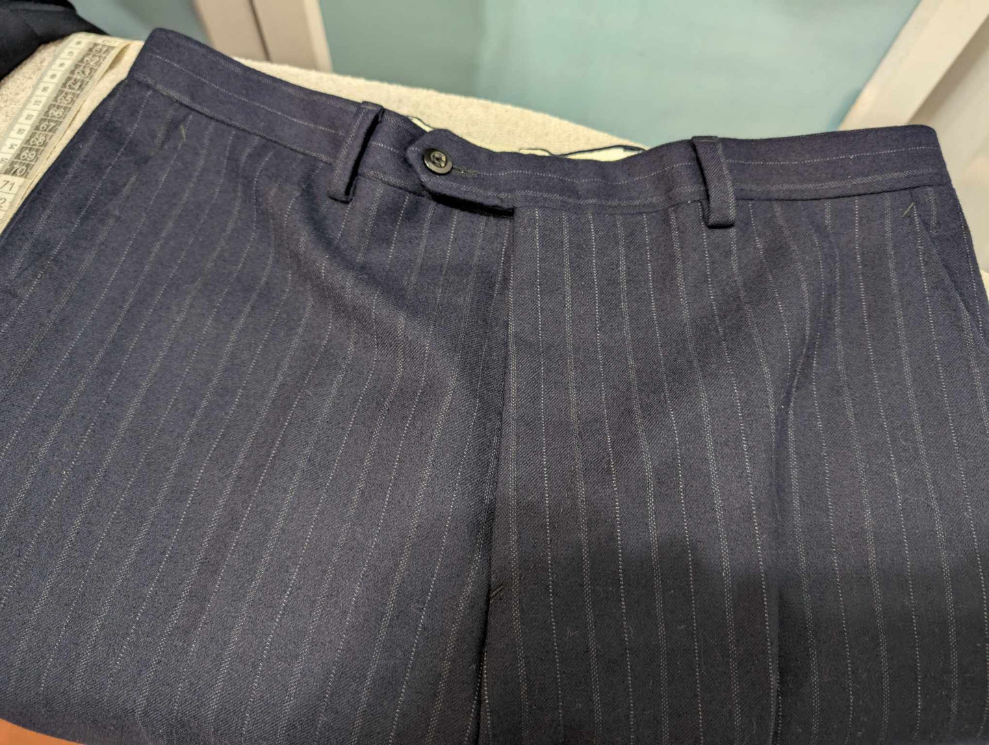 Terrifiant costume croisé chalkstripe en flanelle lourde