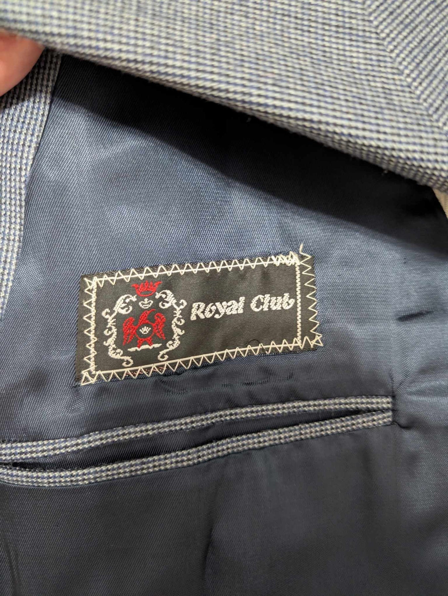 Majestueux costume trois pièces de couleur bleu en flanelle