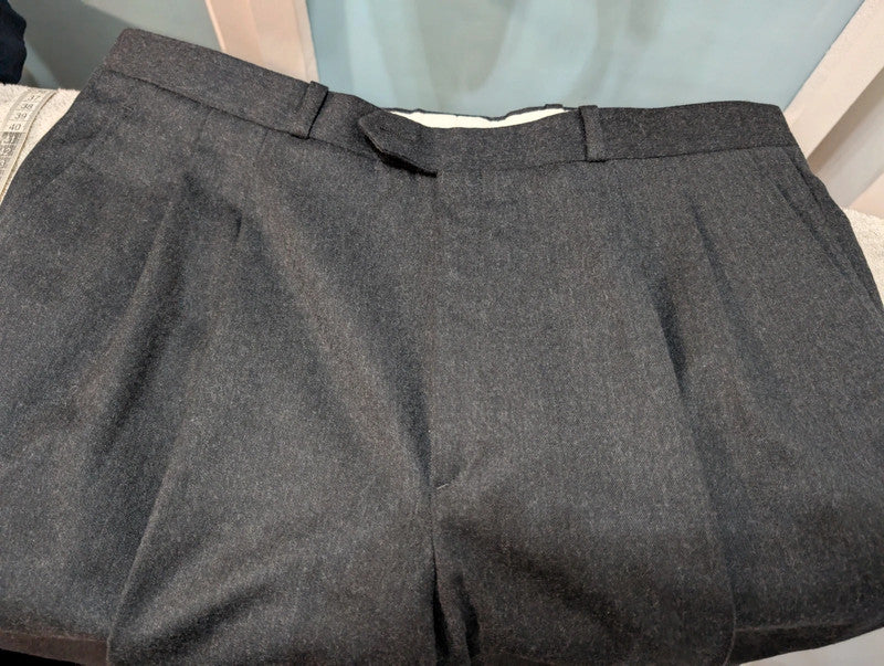Furieux costume croisé en flanelle lourde