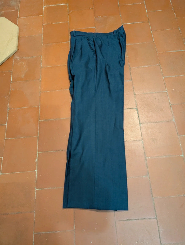 Petit costume croisé bleu marine en laine légère