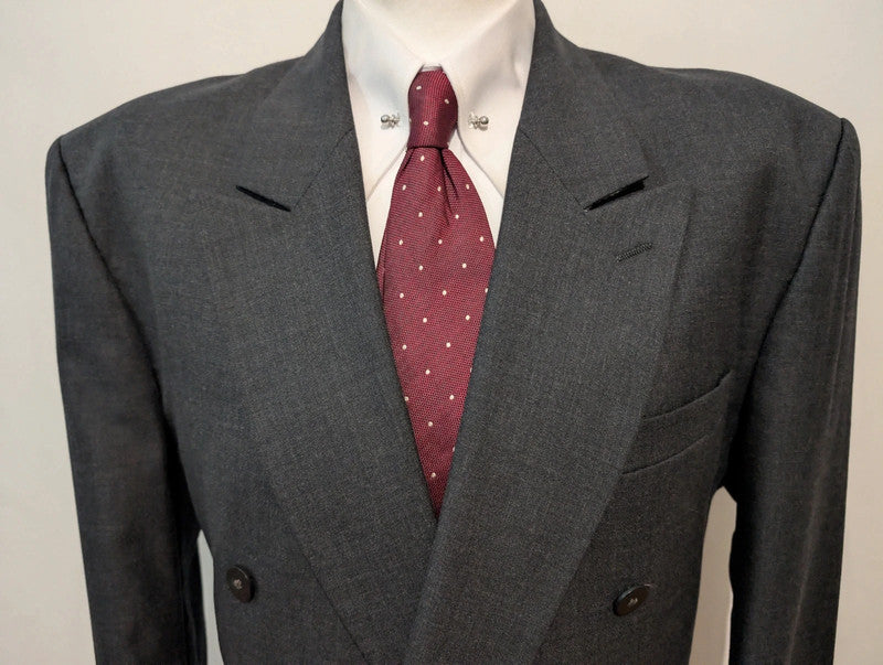Classique costume croisé gris en laine froide