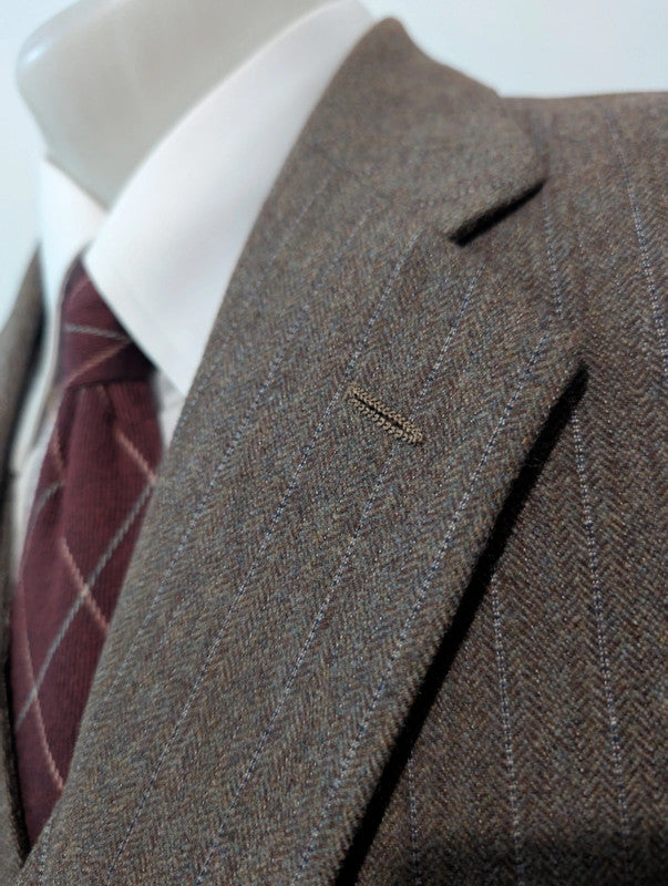 Gentil costume 3 pièces marron en flanelle