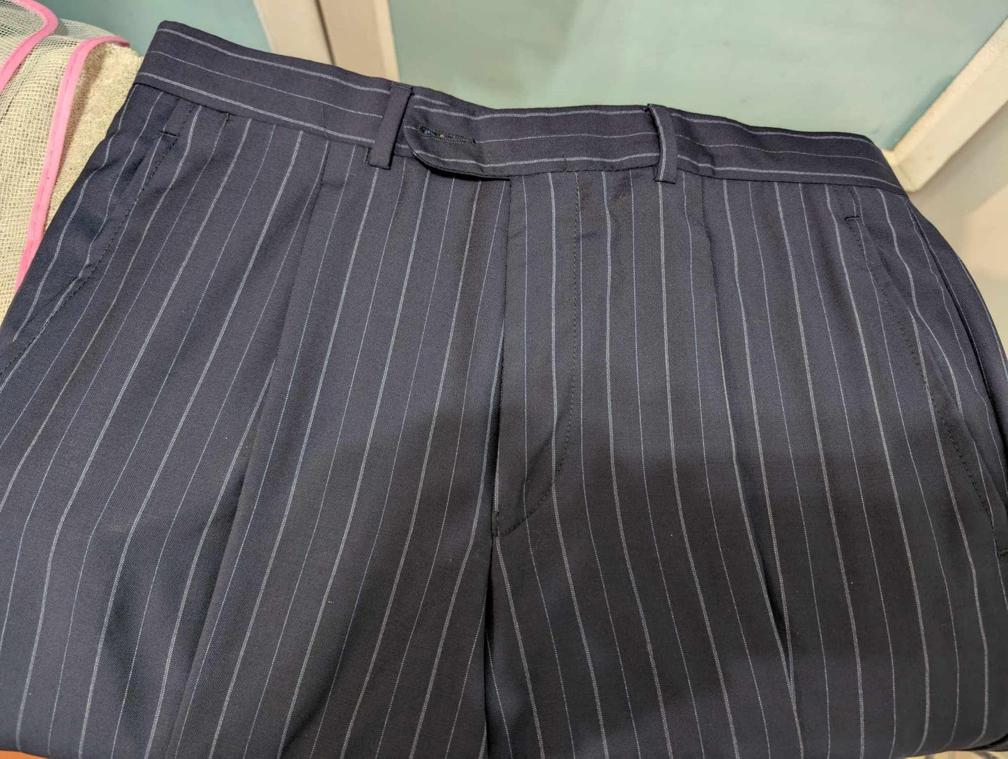 Suprême costume pinstripe en laine