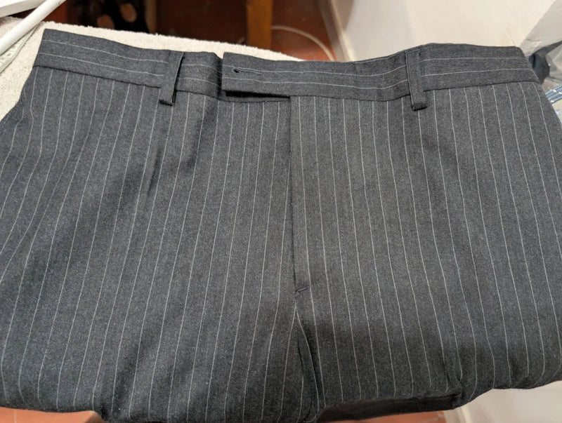 Terrifiant costume pinstripe en flanelle