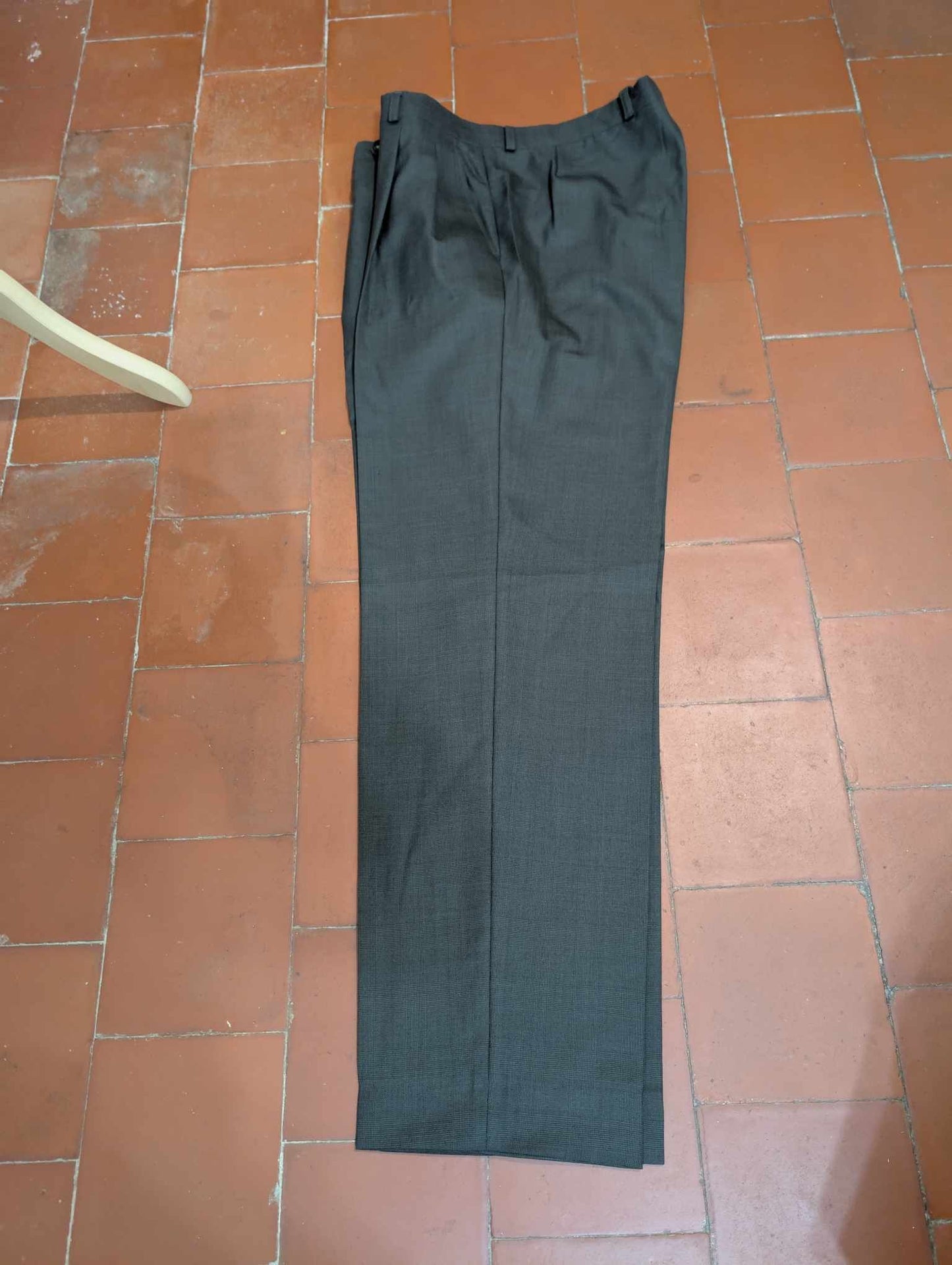 Sympathique costume gris en laine