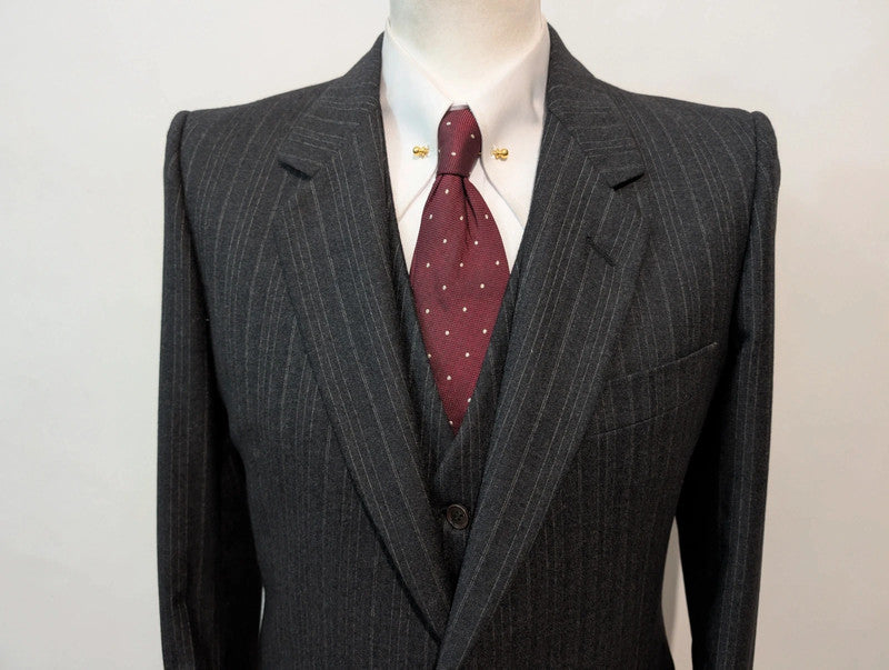 Gentil costume 3 piece pinstripe en flanelle