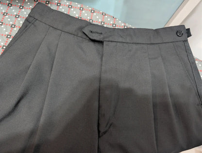 Prächtiger zweireihiger Woll-Smoking