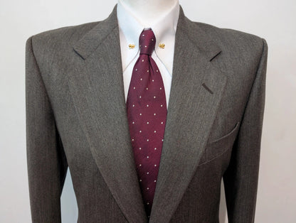 Mystérieux costume marron en flanelle de laine