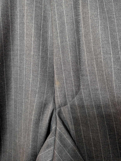 Terrifiant costume croisé pinstripe en laine