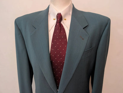 Lumineux costume bleu a rayure en laine