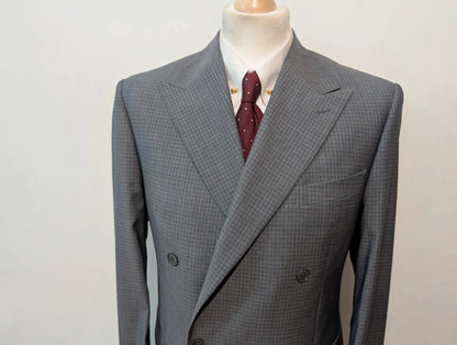 Légendaire costume croisé gris en laine légère