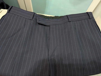 Exceptionnel costume croisé pinstripe en laine froide