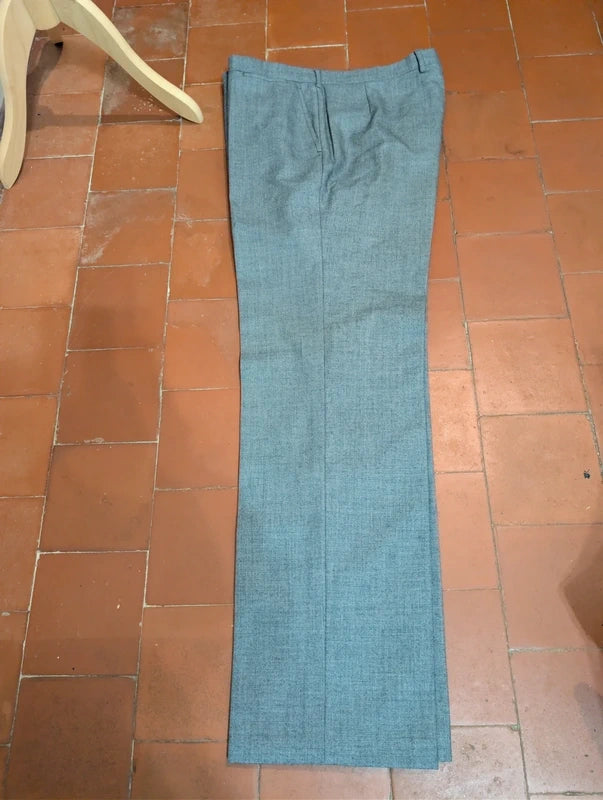 Élégant costume 3 pièces gris en laine