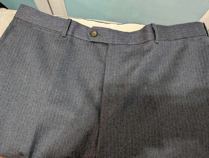 Gentil costume 3 pièces a rayures en flanelle