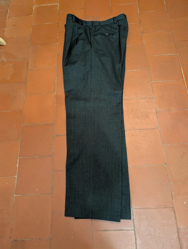 Classique costume gris en laine