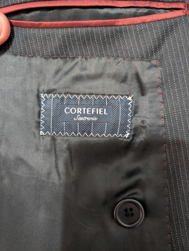 Merveilleux costume croisé pinstripe