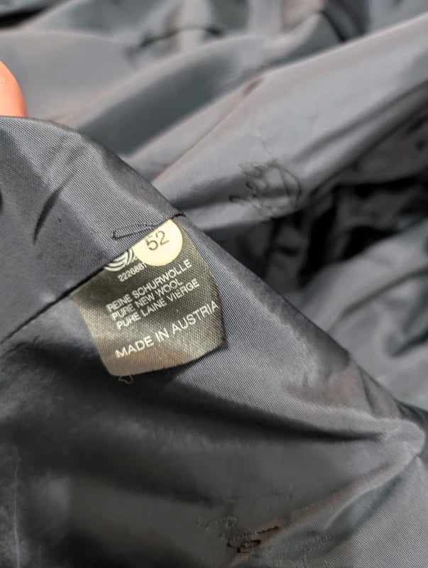 Fabelhafter österreichischer marineblauer Anzug aus schwerem Flanell