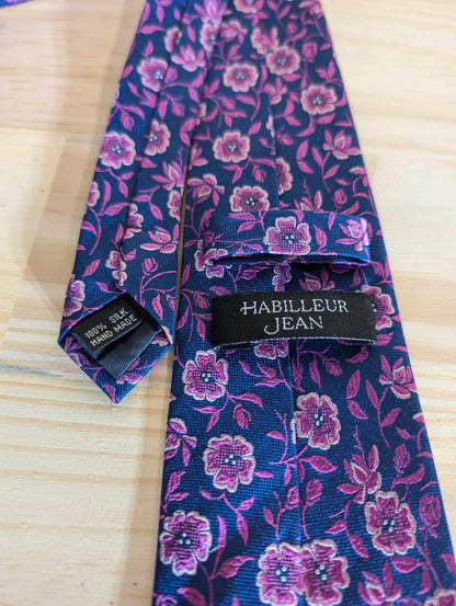 Cravate florale rose violette en soie