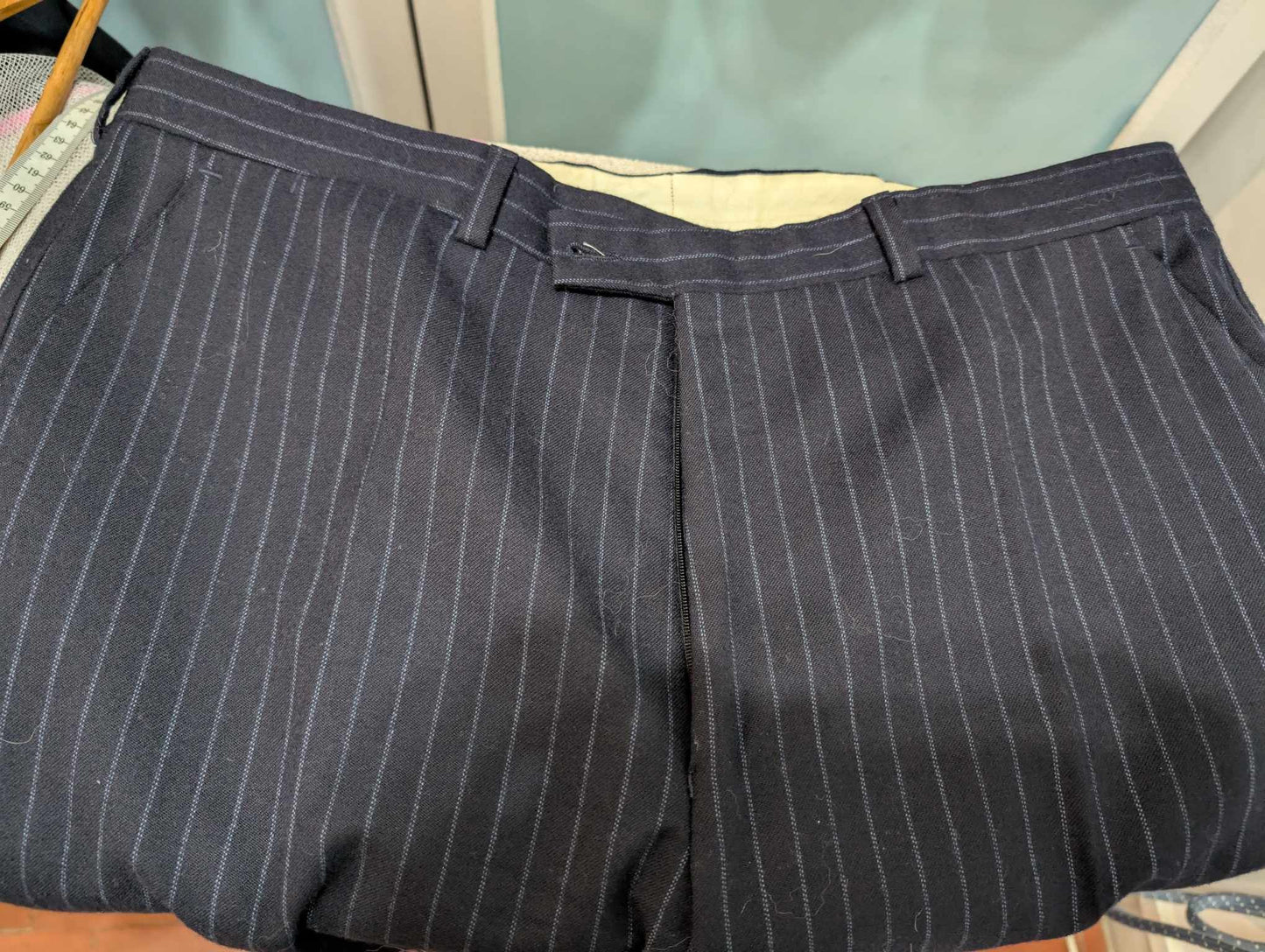 Fantastique costume pinstripe en flanelle lourde