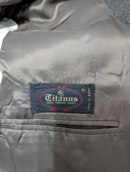 Sublime costume gris en flanelle lourde