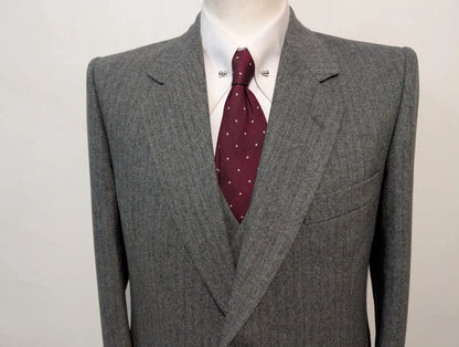 Redoutable costume 3 pièces a chevron en tweed