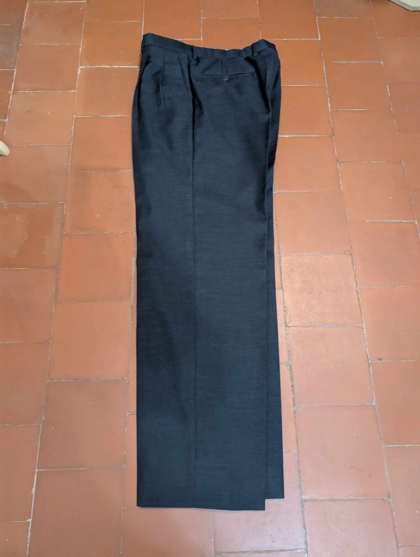 Adorable costume croisé gris en laine