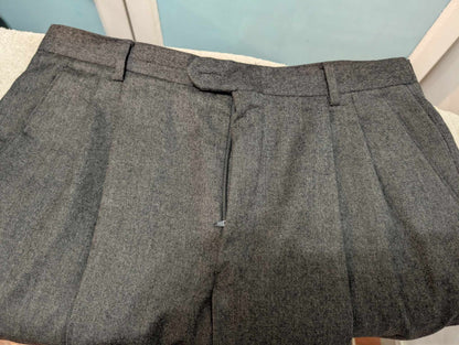 Magnifique costume croisé gris en flanelle