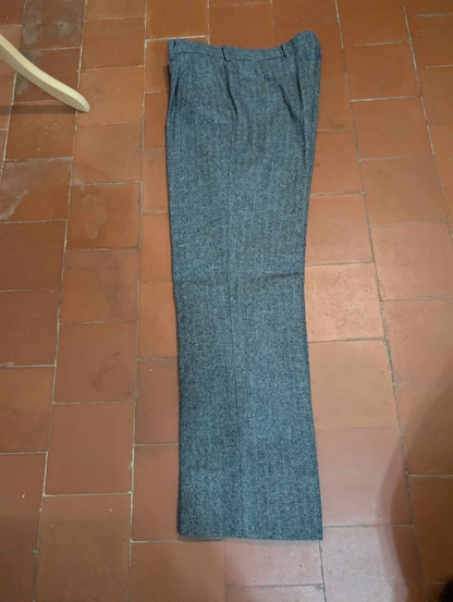 Adorable costume gris en donneegale tweed