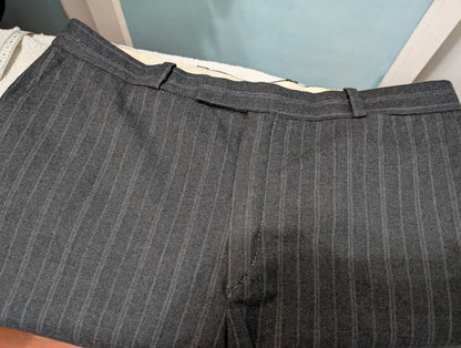 Spectaculaire costume 3 piece pinstripe en flanelle