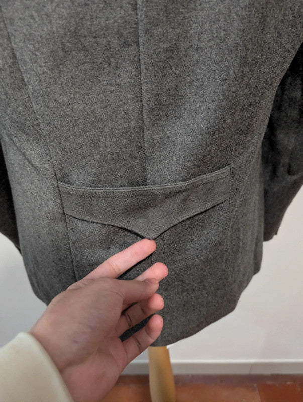 Magnifique costume gris en flanelle