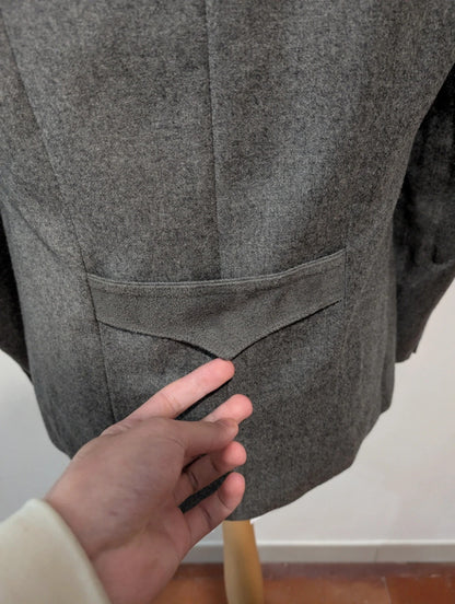 Magnifique costume gris en flanelle