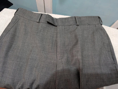Classique costume gris en laine
