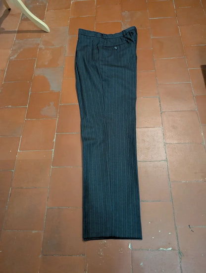 Superbe costume 3 pièces pinstripe en laine légère