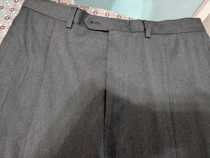 Unglaublicher dreiteiliger Loro Piana-Anzug