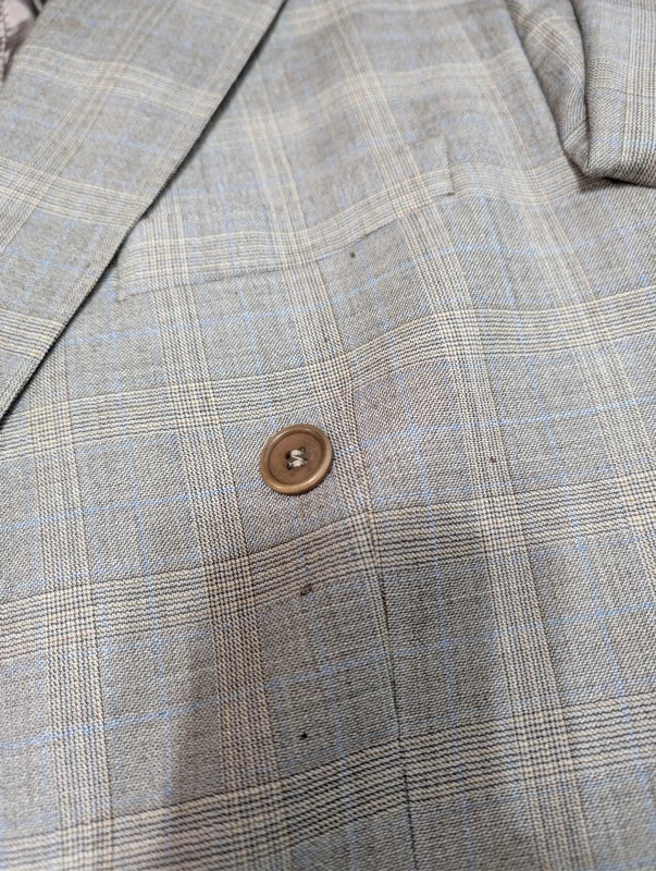 Fabelhafter grauer Zweireiheranzug aus Wolle