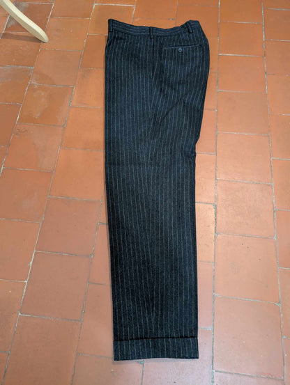 Mystérieux costume 3 pièces pinstripe en flanelle lourde