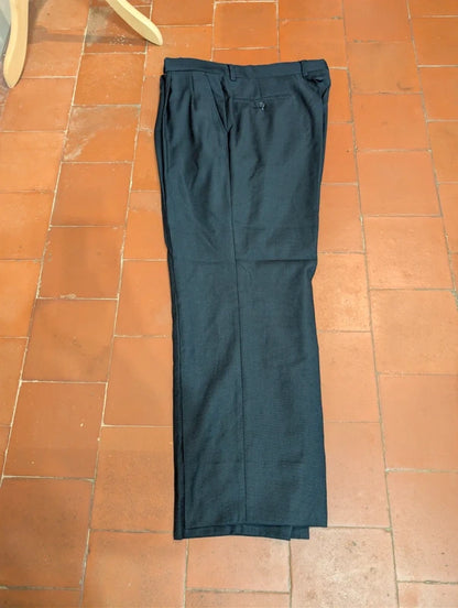 Classique costume bleu marine en laine