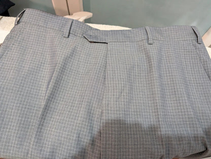 Légendaire costume croisé gris en laine légère