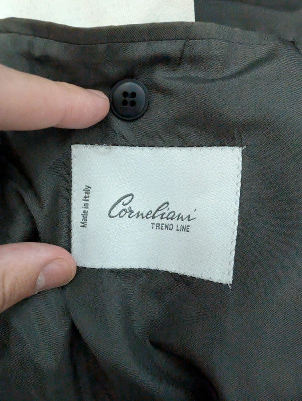 Formidable costume croisé en laine