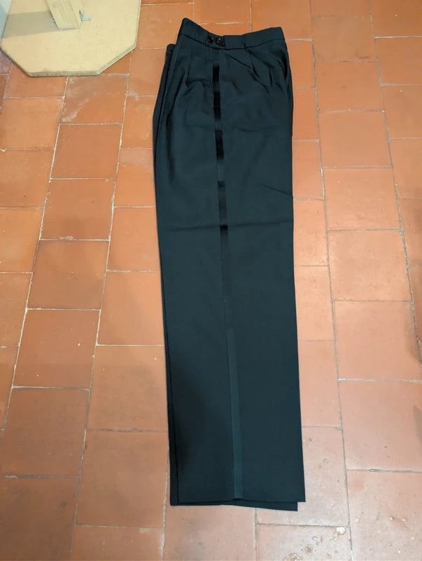 Prächtiger zweireihiger Woll-Smoking