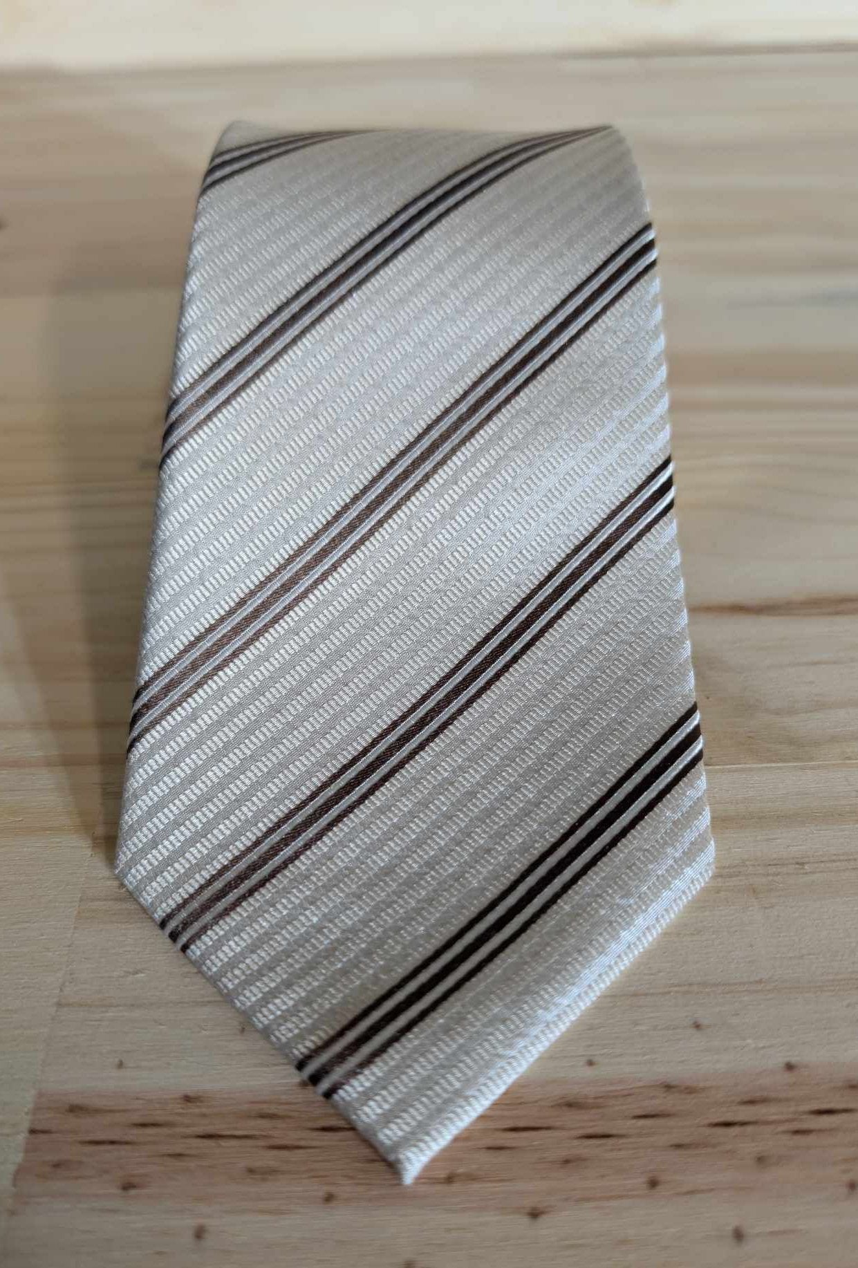 White striped silk tie