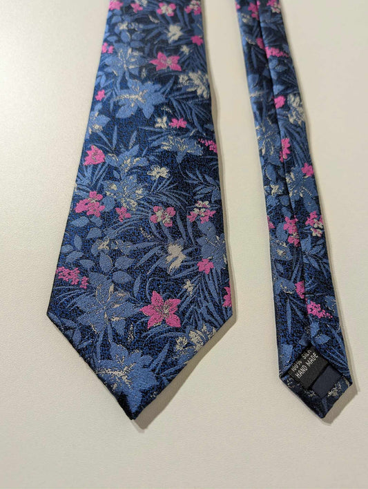 Cravate florale
