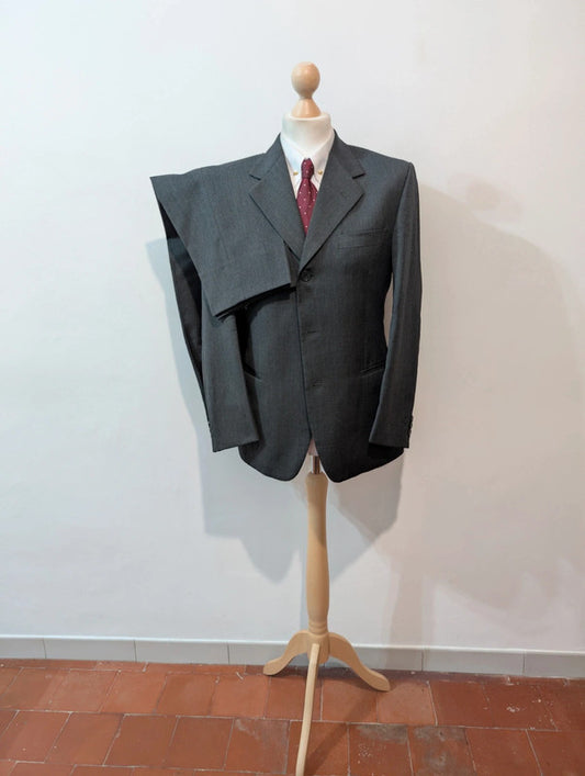 Classique costume gris en laine