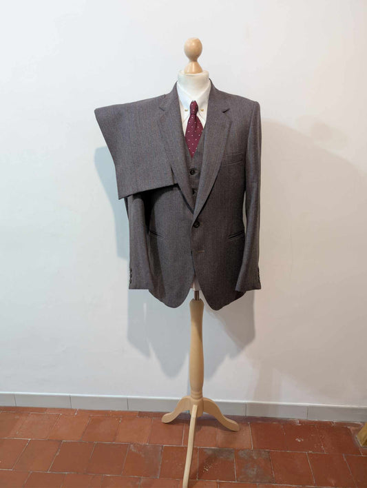 Magnifique costume 3 pièces gris violet