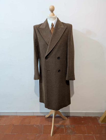 Gentil manteau croisé marron en laine
